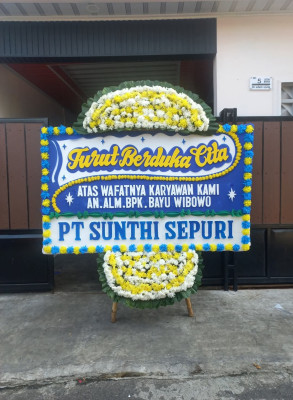 Papan Bunga Duka di Selo